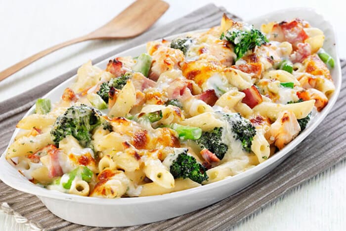Broccoli pasta bake