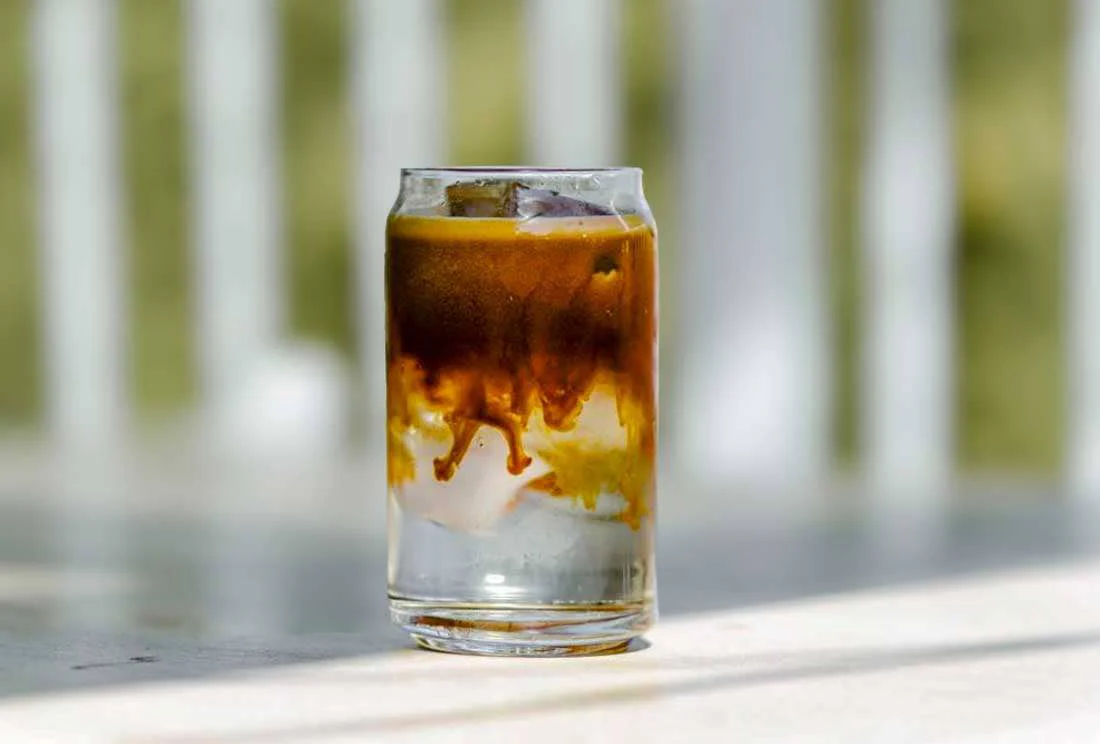 Espresso tonic