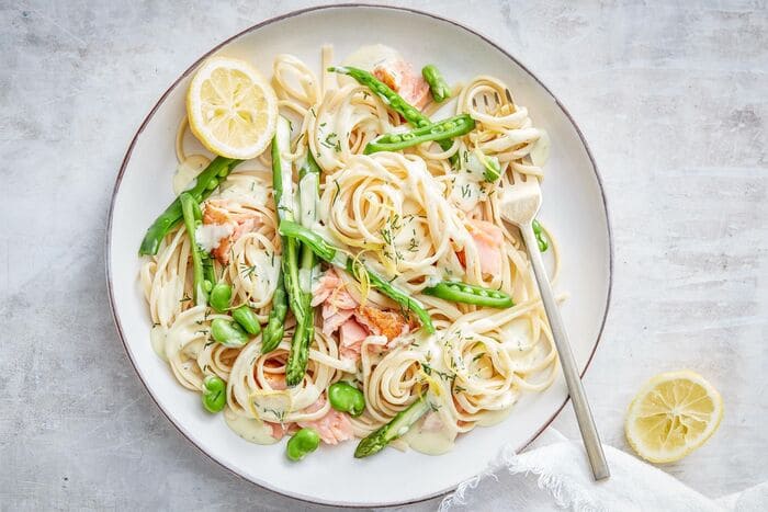 Salmon tagliatelle with asparagus